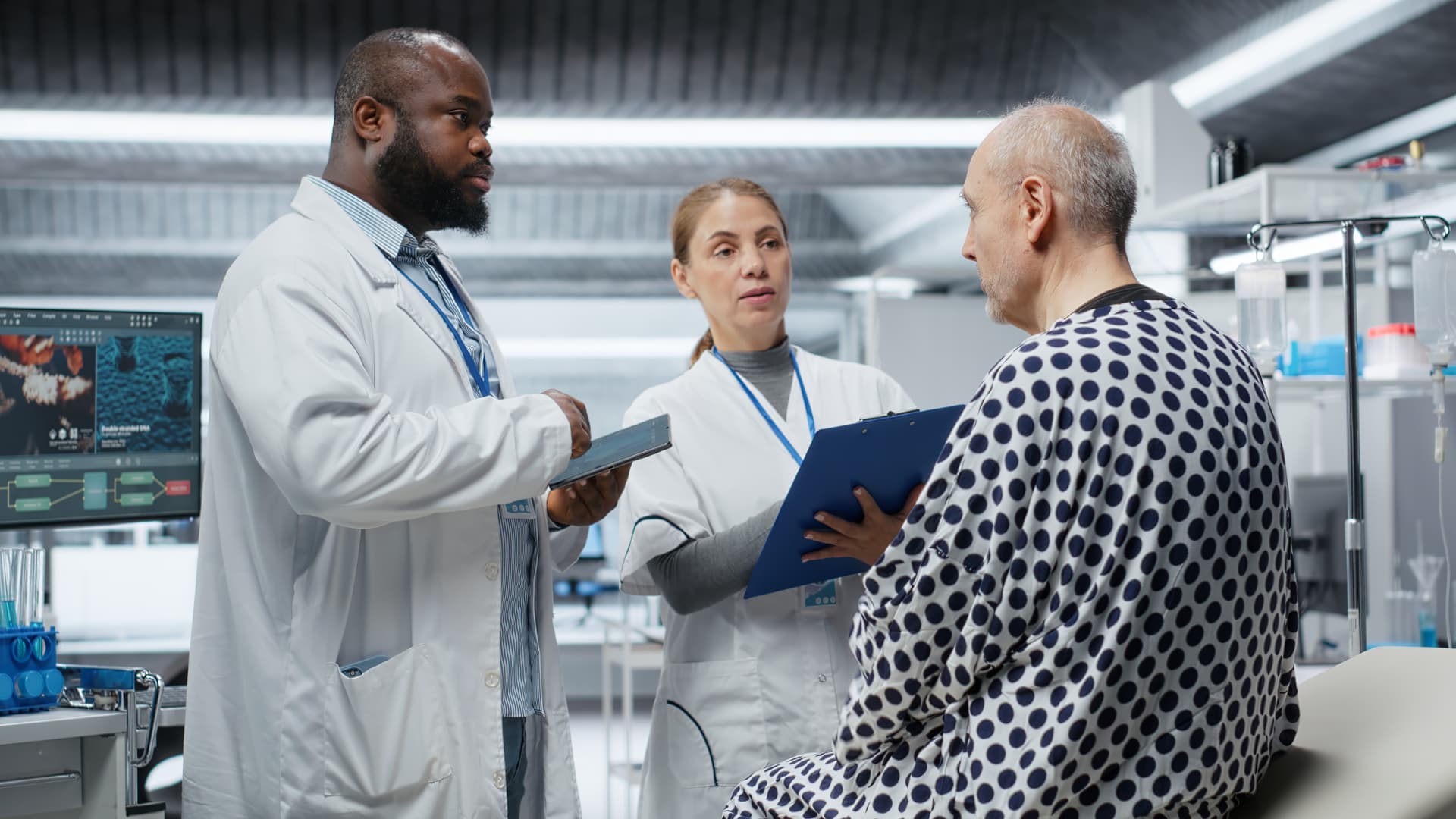 Minimally invasive surgery for diverticular disease