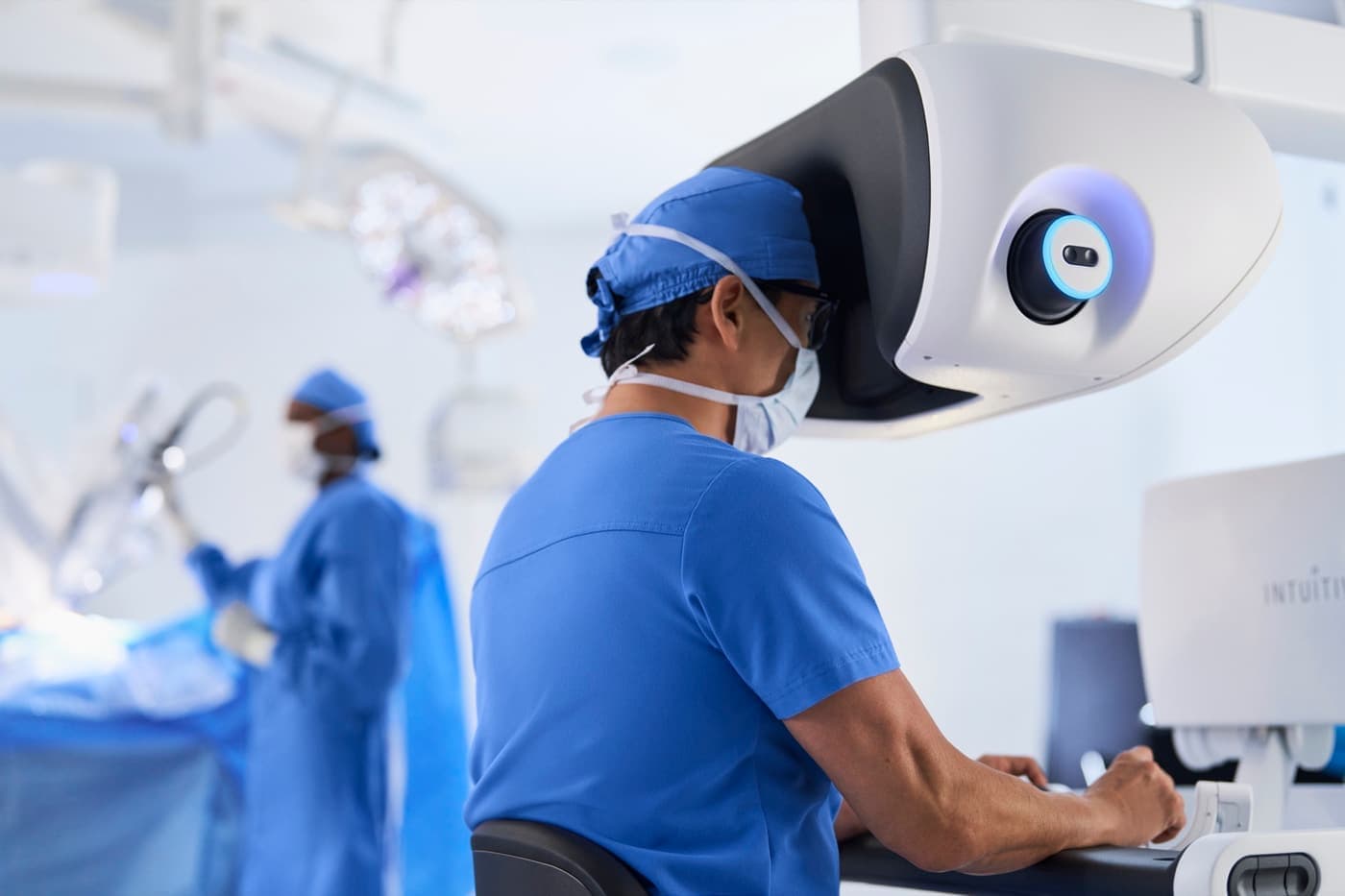 da Vinci surgical system console in an operating room
